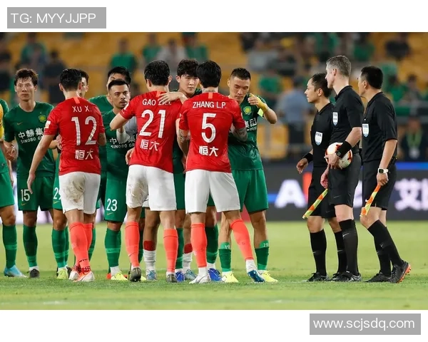 赛后分析：北京足球队与广州足球队的表现与状态对比解析