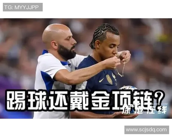 足球明星佩戴的奢华项链盘点及其背后的故事与意义 足球明星佩戴的奢华项链盘点及其背后的故事与意义